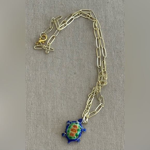 26 inch paper clip necklace with turtle pendant - Picture 4 of 5